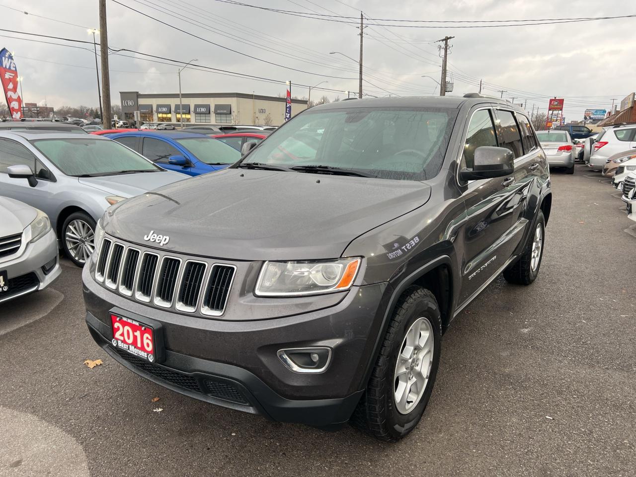 2016 Jeep Grand Cherokee LAREDO 4x4