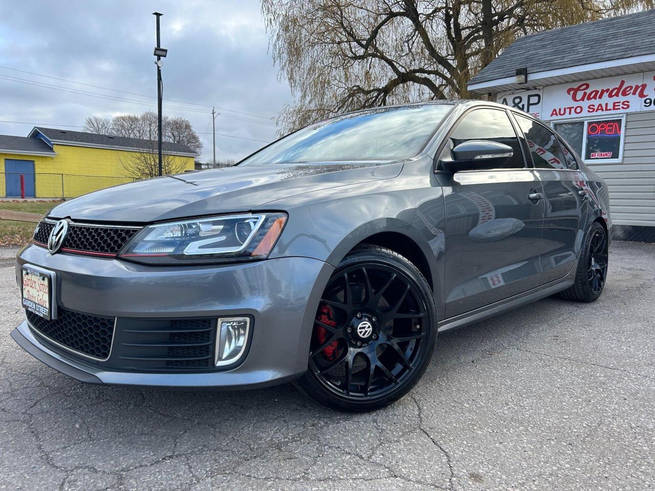 Used 2015 Volkswagen Jetta GLI for sale in Oshawa, ON
