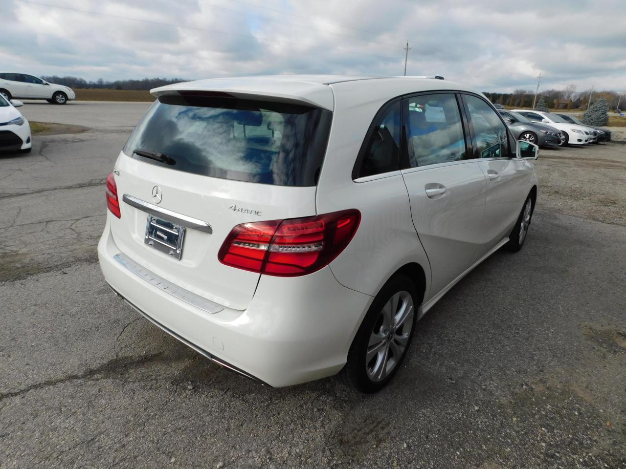 2018 Mercedes-Benz B-Class Sport | Navi | Dual Roof | Backup Camera | - Photo #4