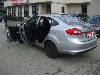 2013 Ford Fiesta SE,One Owner,Auto,Bluetooth,Heated Seats,Certified - Photo #18