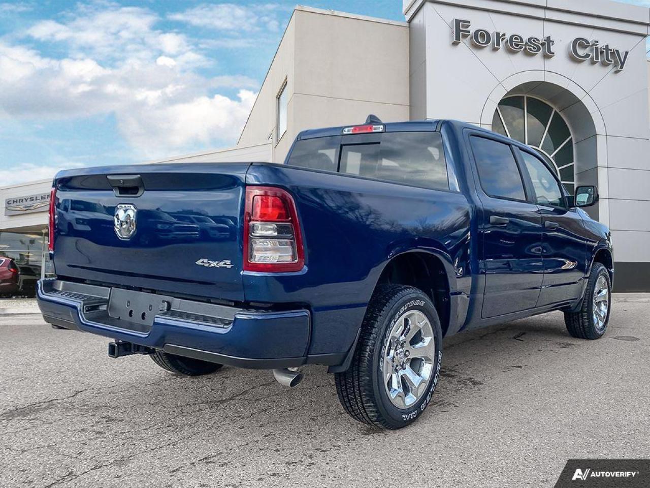 2024 RAM 1500 TRADESMAN Photo4