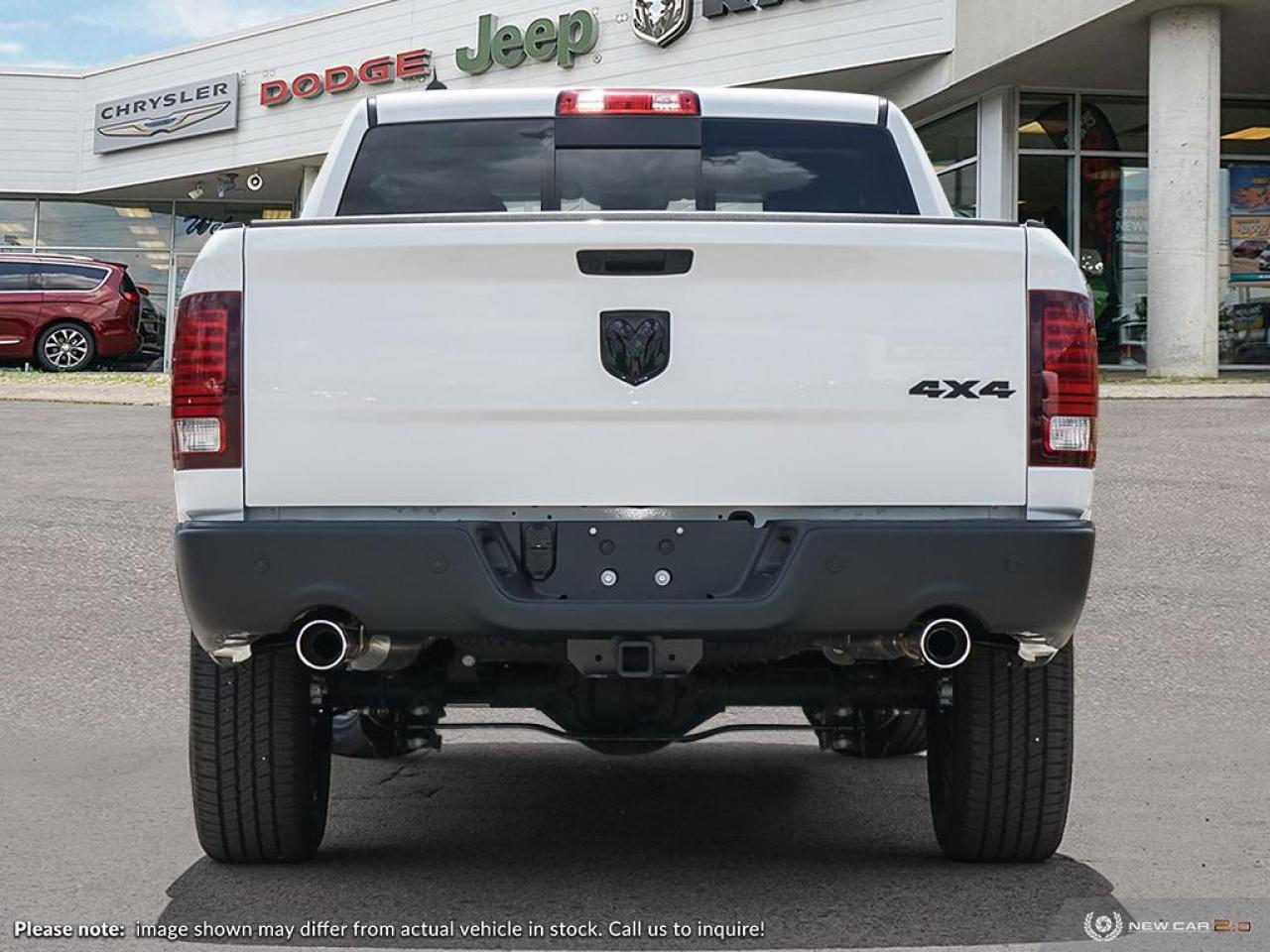 2023 RAM 1500 Classic SLT Photo4