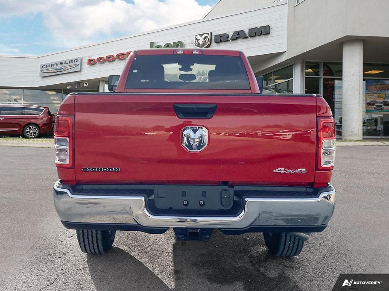 2024 RAM 3500 Big Horn Photo3