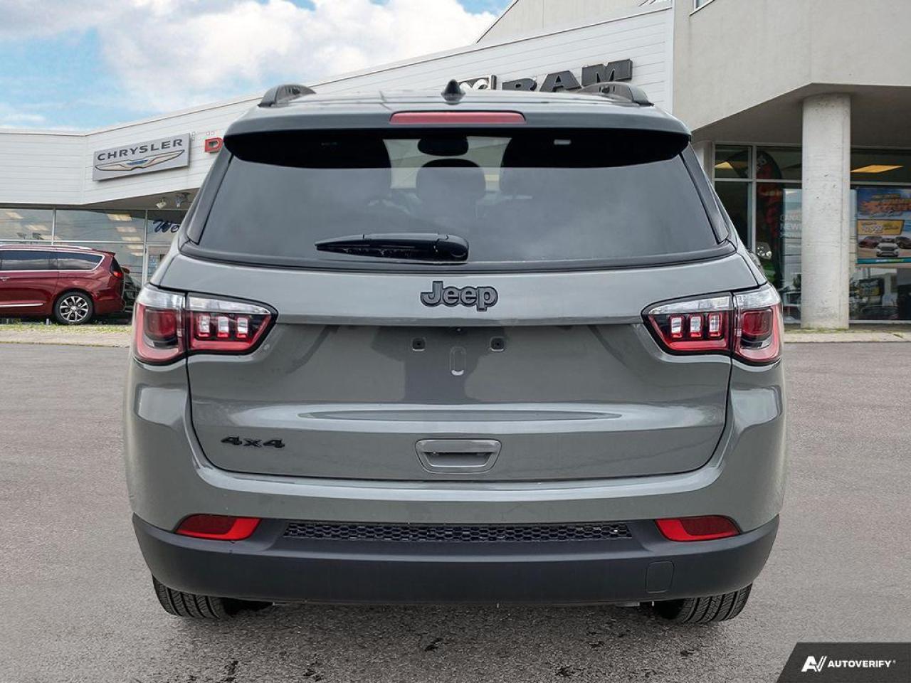 2024 Jeep Compass Altitude Photo3