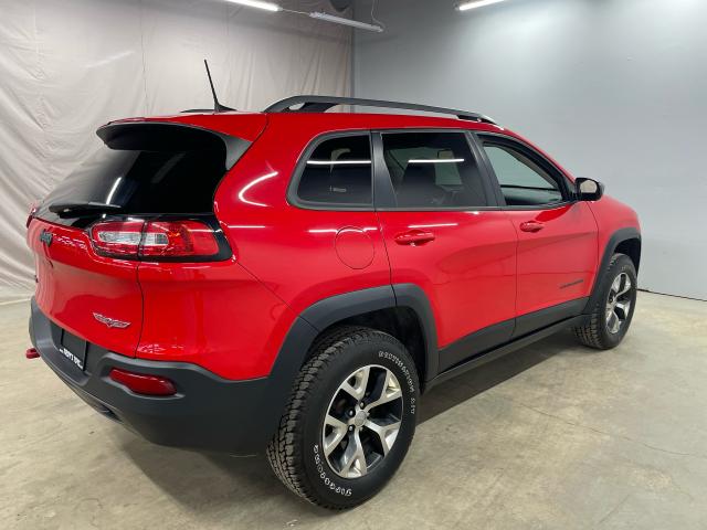 2017 Jeep Cherokee Trailhawk Photo7