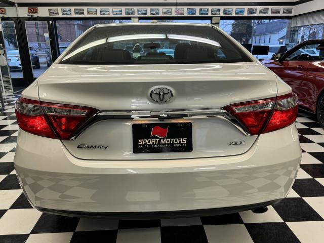 2016 Toyota Camry XLE+Heated Leather+Sunroof+GPS+Camera+Blind Spot Photo3