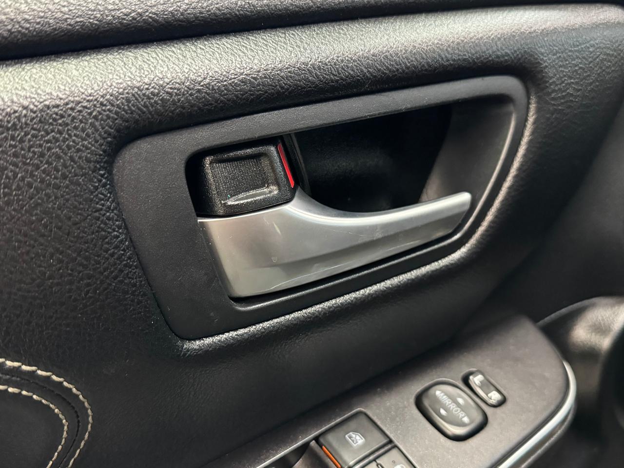 2016 Toyota Camry XLE+Heated Leather+Sunroof+GPS+Camera+Blind Spot - Photo #46