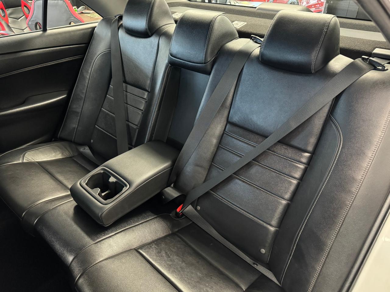 2016 Toyota Camry XLE+Heated Leather+Sunroof+GPS+Camera+Blind Spot Photo22