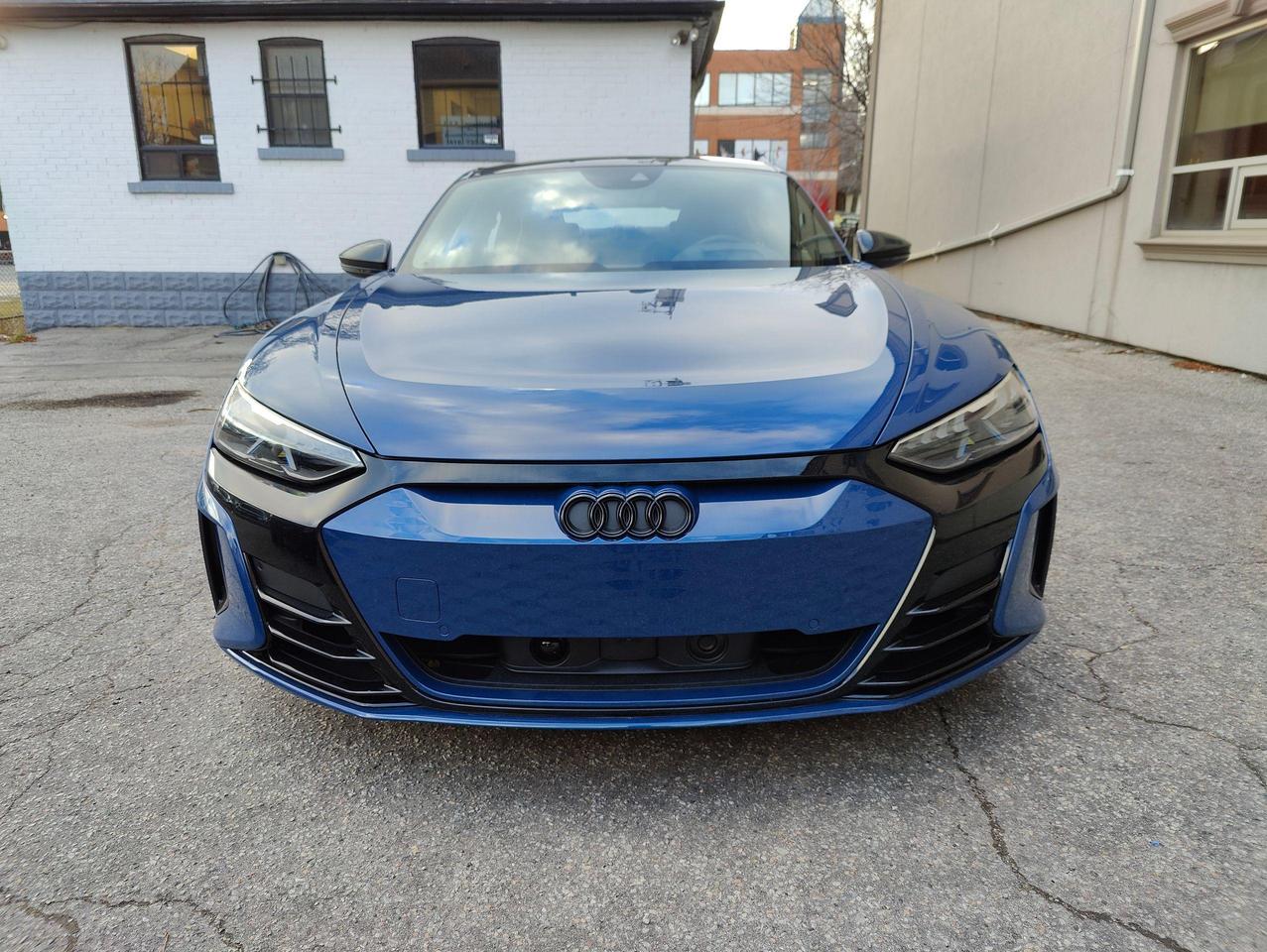 2023 Audi Audie_tron RS E-Tron GT Photo