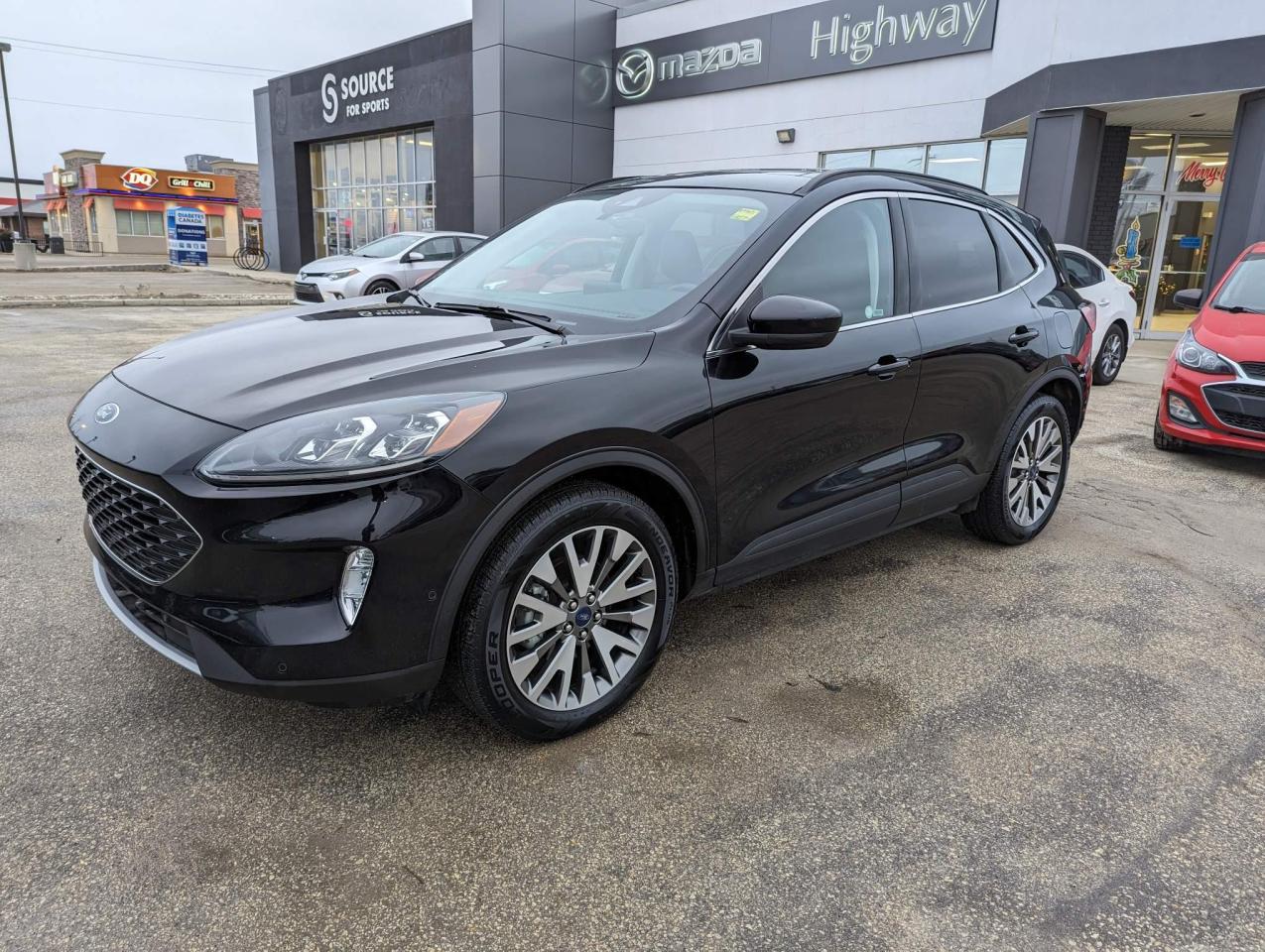 Used 2021 Ford Escape Titanium AWD for sale in Steinbach, MB