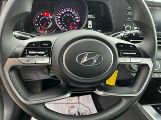 2022 Hyundai Elantra Essential - Photo #9