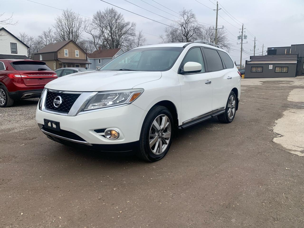 Used 2013 Nissan Pathfinder Platinum for sale in Belmont, ON