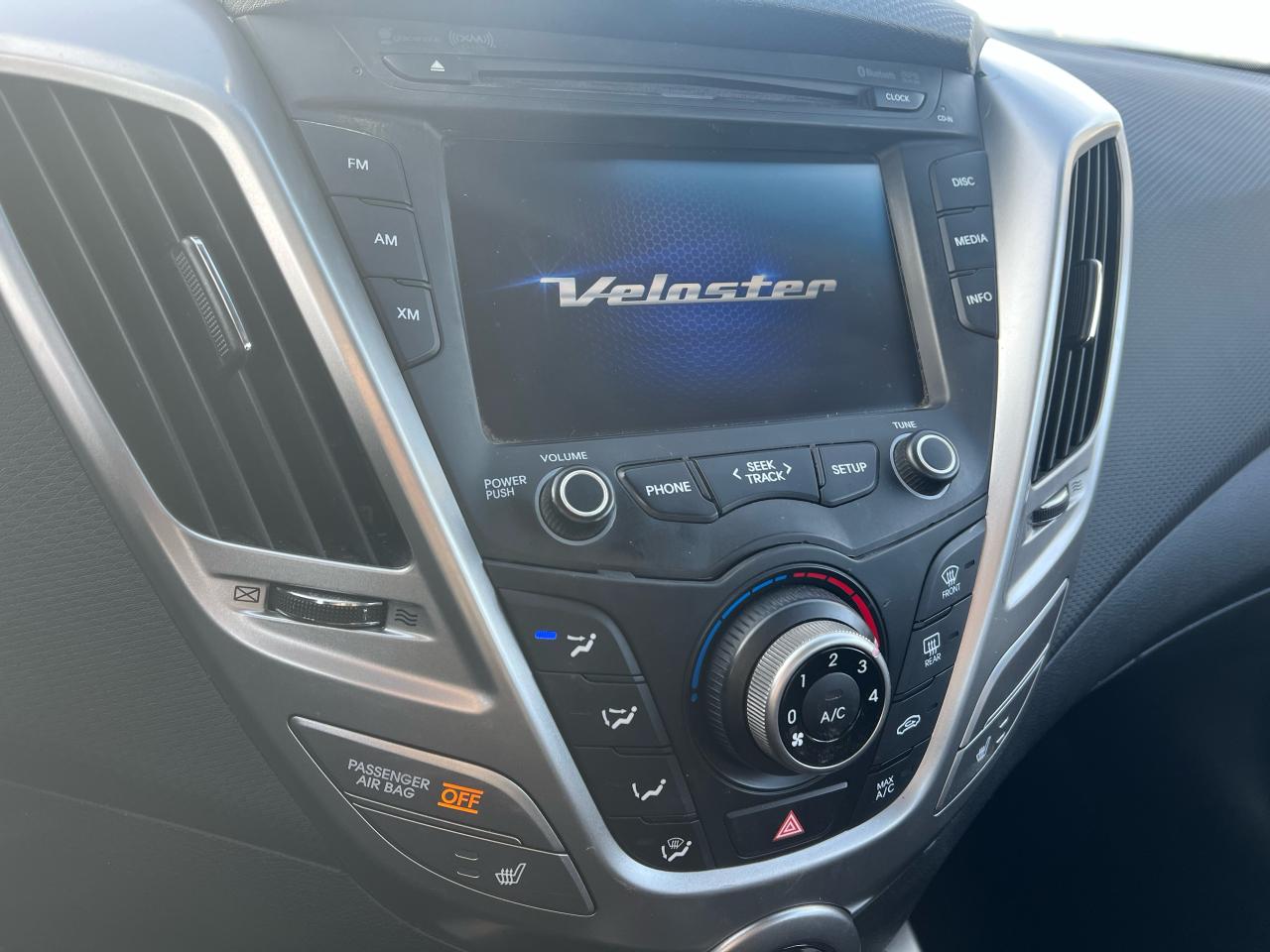 2016 Hyundai Veloster Back up Camera Automatic Heated Seats - Photo #13