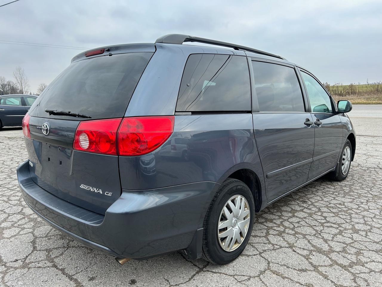 2009 Toyota Sienna CE*7 PASS*219 KMS*NO ACCIDENTS*CLEAN CARFAX*CERT* - Photo #5