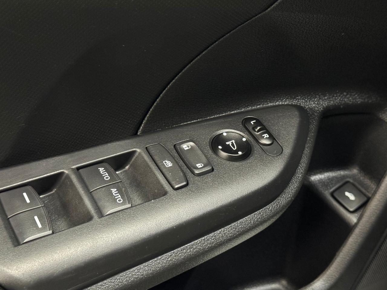 2018 Honda Civic LX+New Tires+ApplePlay+Camera+A/C+CLEAN CARFAX - Photo #46
