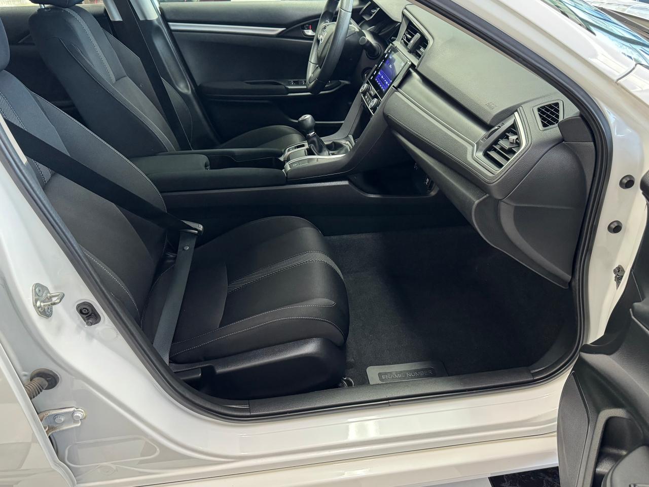 2018 Honda Civic LX+New Tires+ApplePlay+Camera+A/C+CLEAN CARFAX Photo80