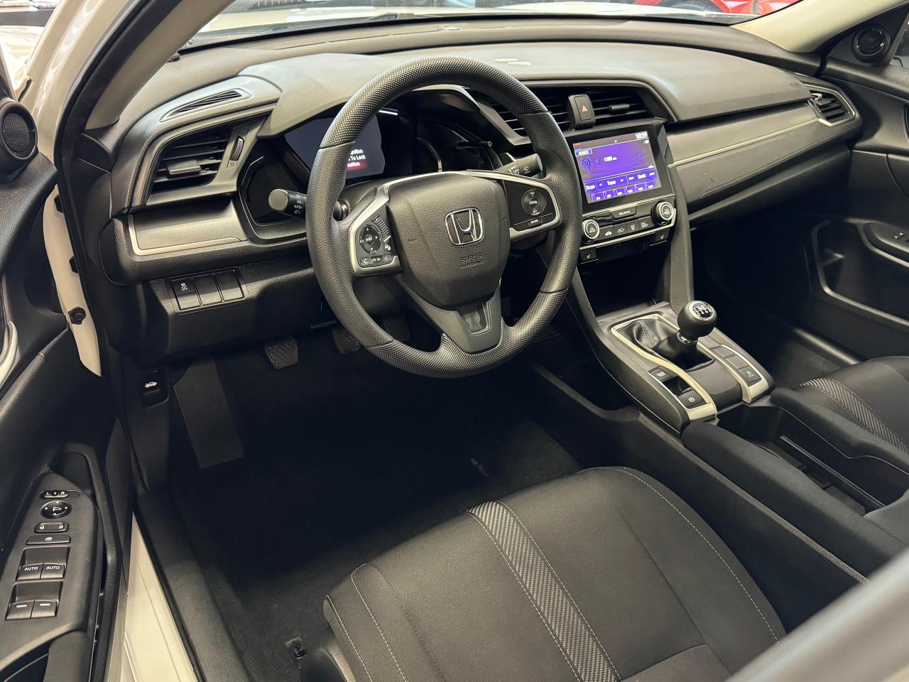 2018 Honda Civic LX+New Tires+ApplePlay+Camera+A/C+CLEAN CARFAX - Photo #18