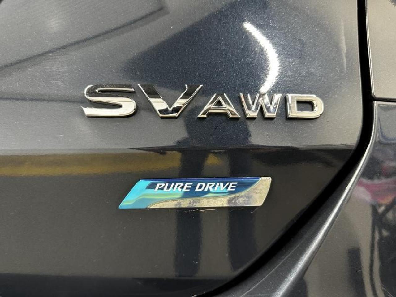 2015 Nissan Rogue SV Photo