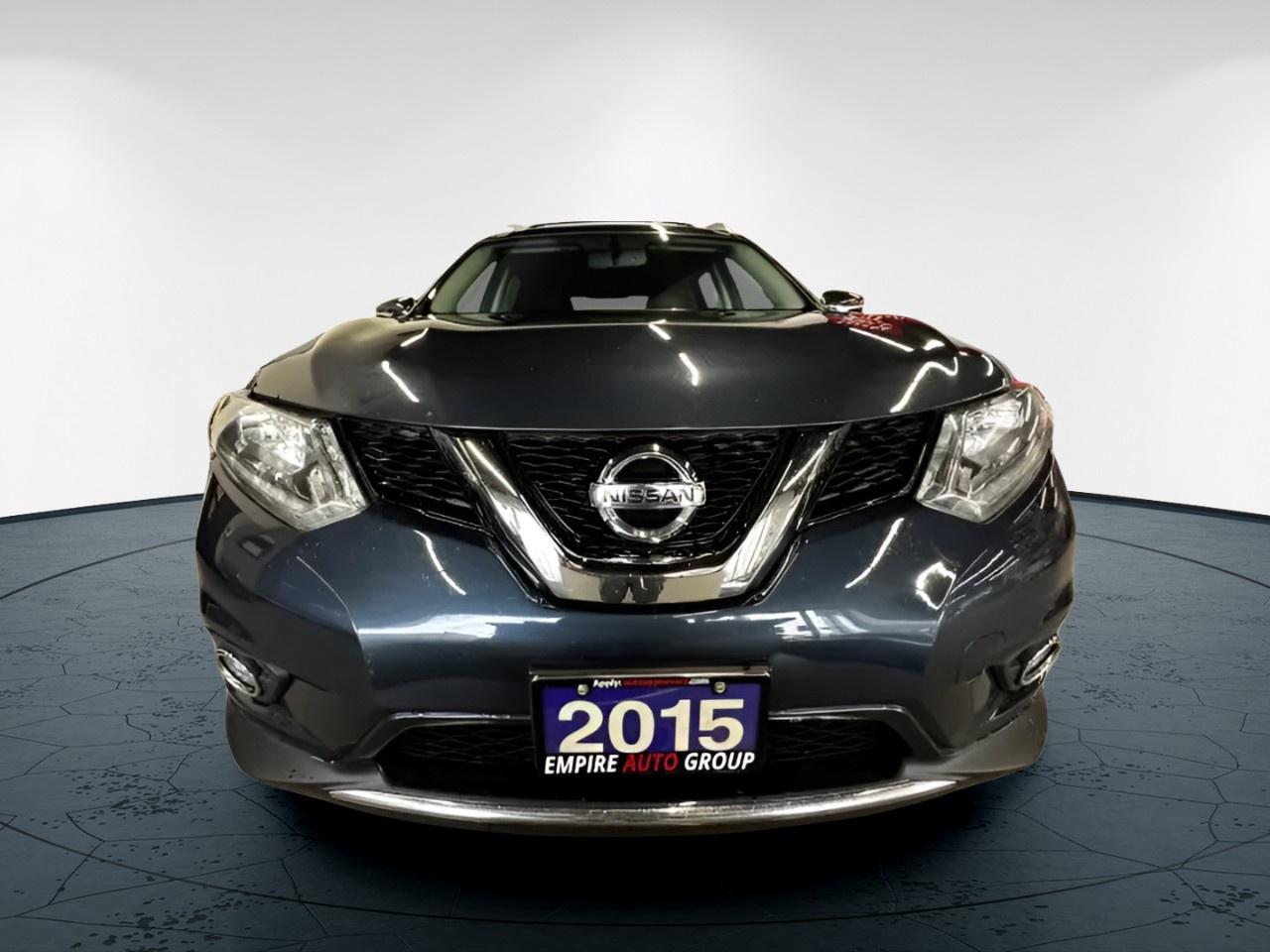 2015 Nissan Rogue SV Photo