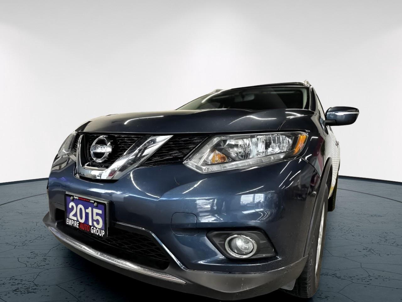 2015 Nissan Rogue SV Photo
