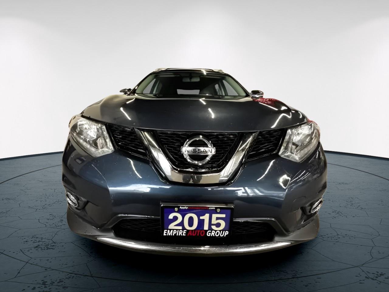 2015 Nissan Rogue SV Photo