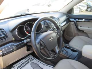 2013 Kia Sorento AWD 4DR V6 AUTO EX W/SNRF - Photo #6