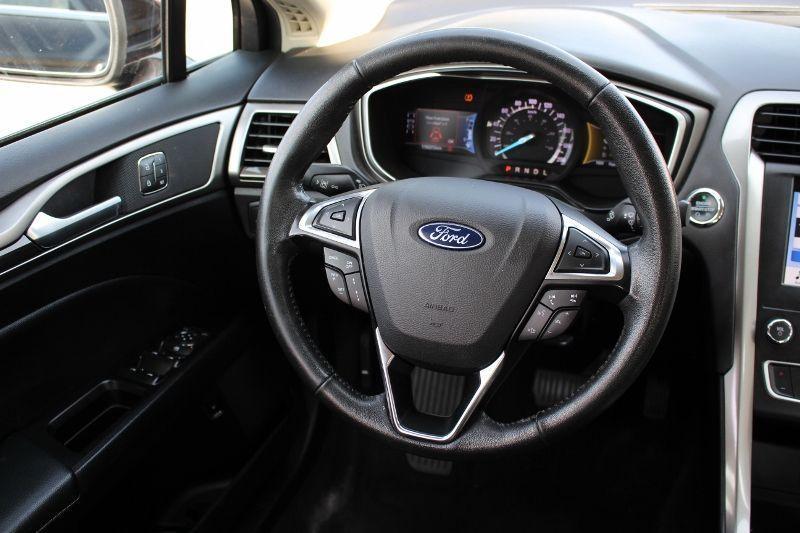 2019 Ford Fusion Hybrid SEL*2.0L Hybrid*Heated Leather*Sun Roof*Bluetooth - Photo #17
