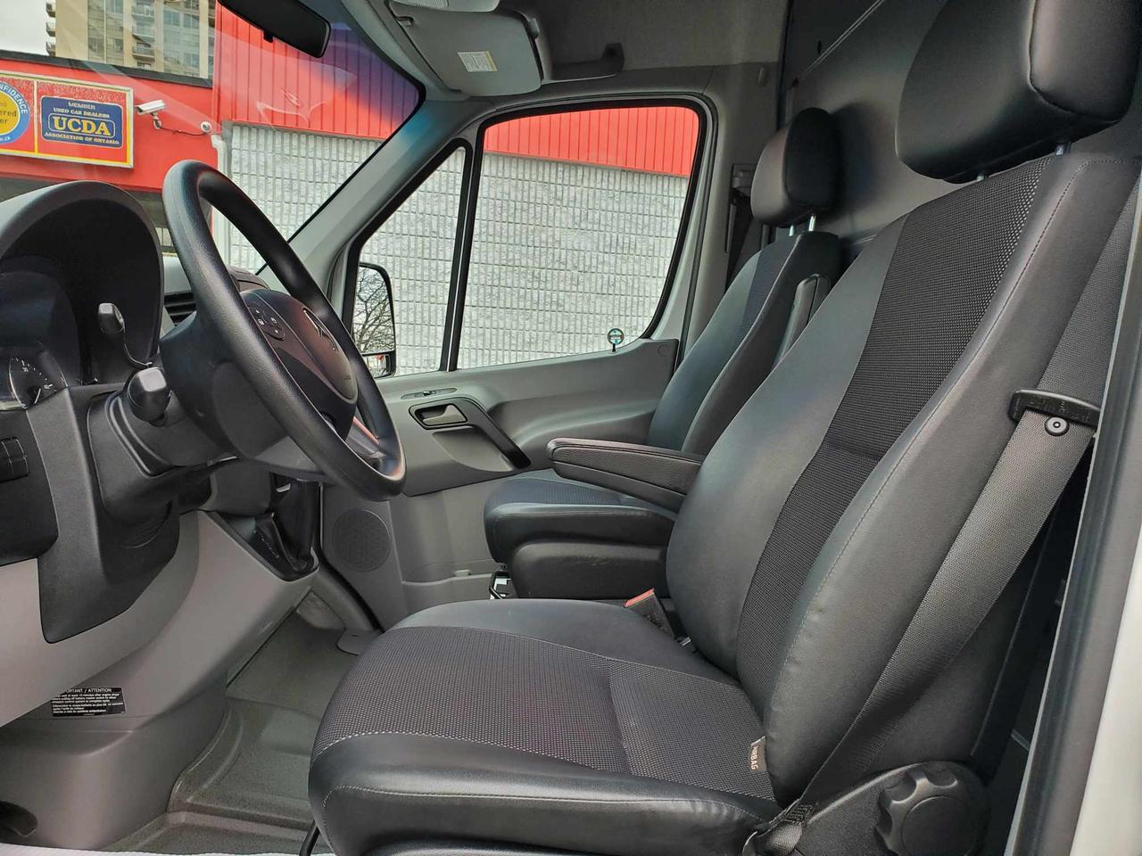 2016 Mercedes-Benz Sprinter 2500 144' High Roof / Rooftop A/C Photo