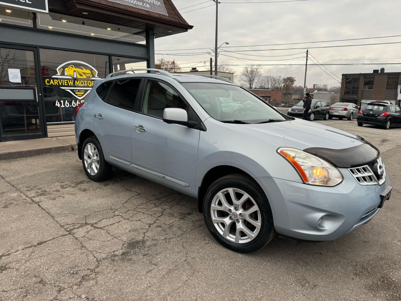 Used 2013 Nissan Rogue SL for sale in North York, ON