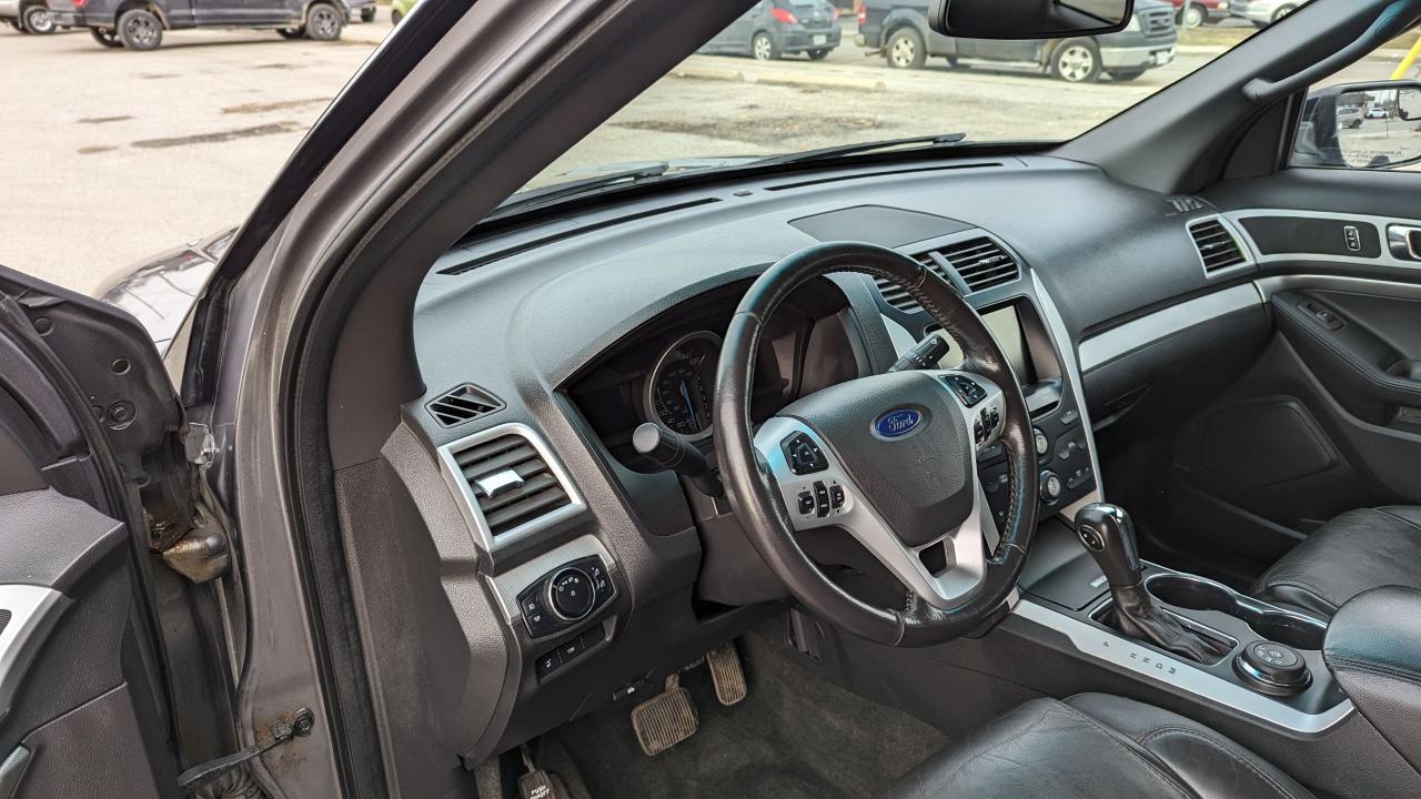2014 Ford Explorer XLT - Photo #22