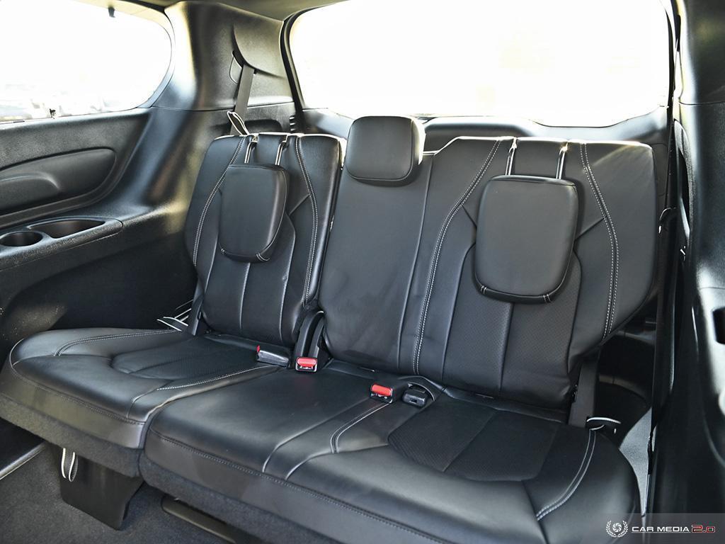 2022 Chrysler Pacifica Touring L | S APPEARANCE PACKAGE - Photo #27