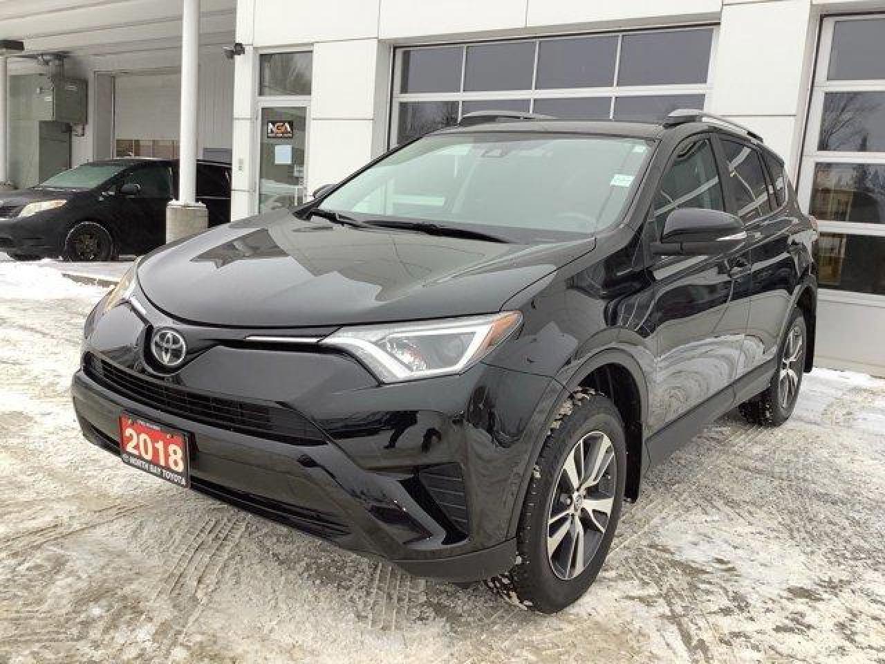 Used 2018 Toyota RAV4 FWD LE for sale in North Bay, ON