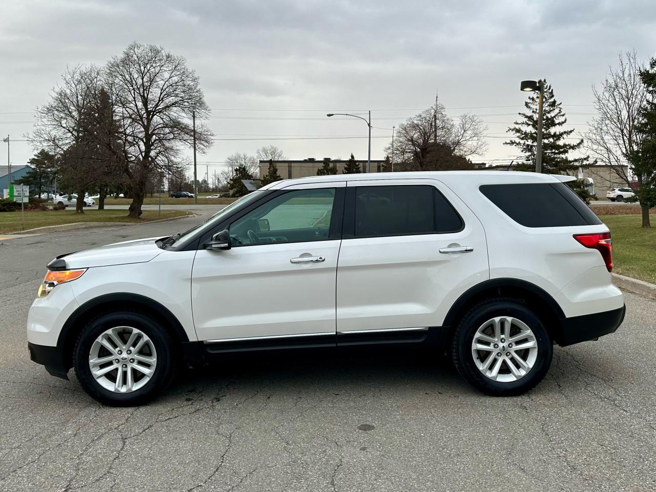 2014 Ford Explorer XLT - Photo #11