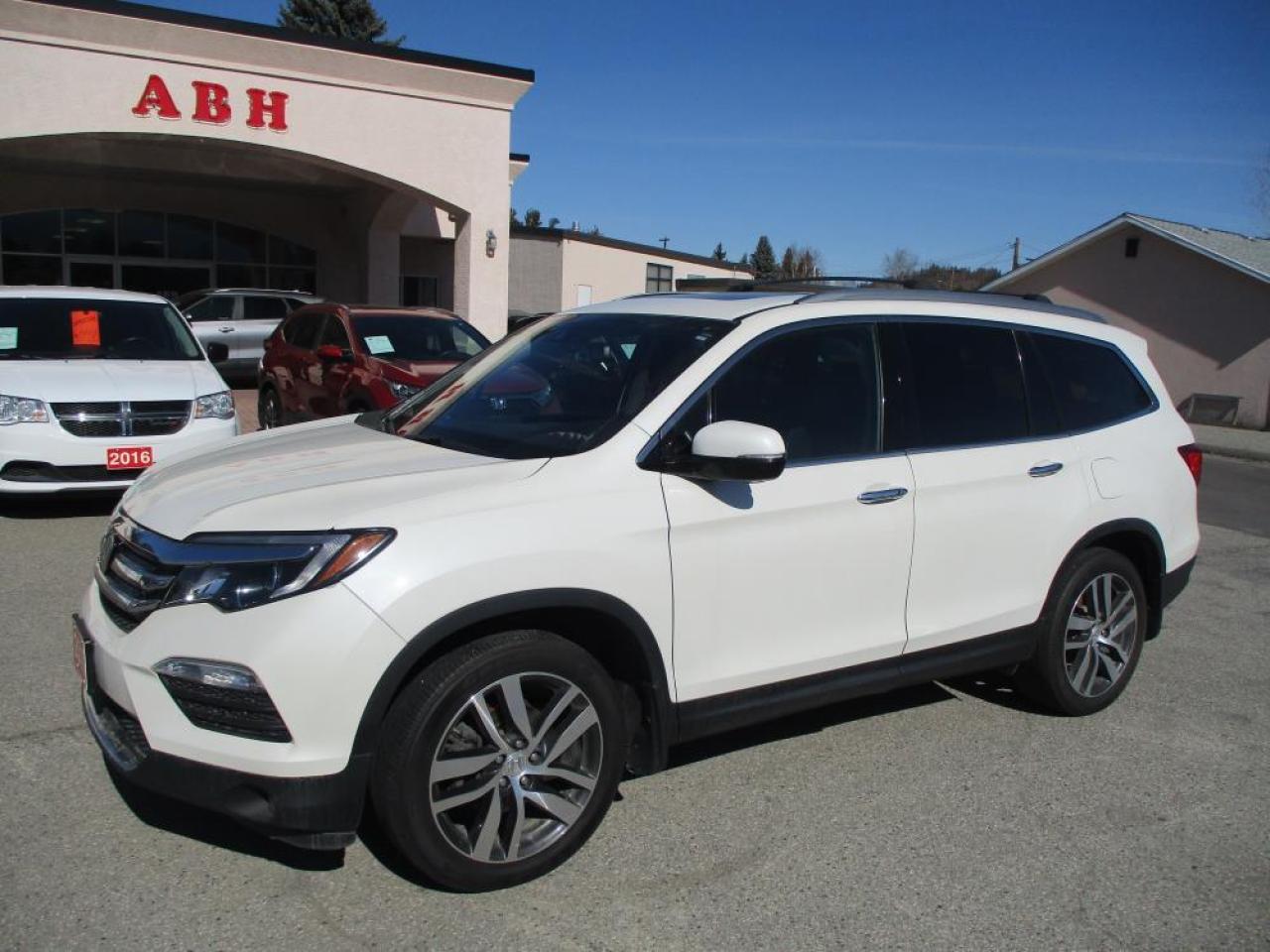 Used 2017 Honda Pilot in Grand Forks, British Columbia. Selling for