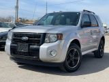 2011 Ford Escape XLT V6 / CLEAN CARFAX / LEATHER / SUNROOF Photo17