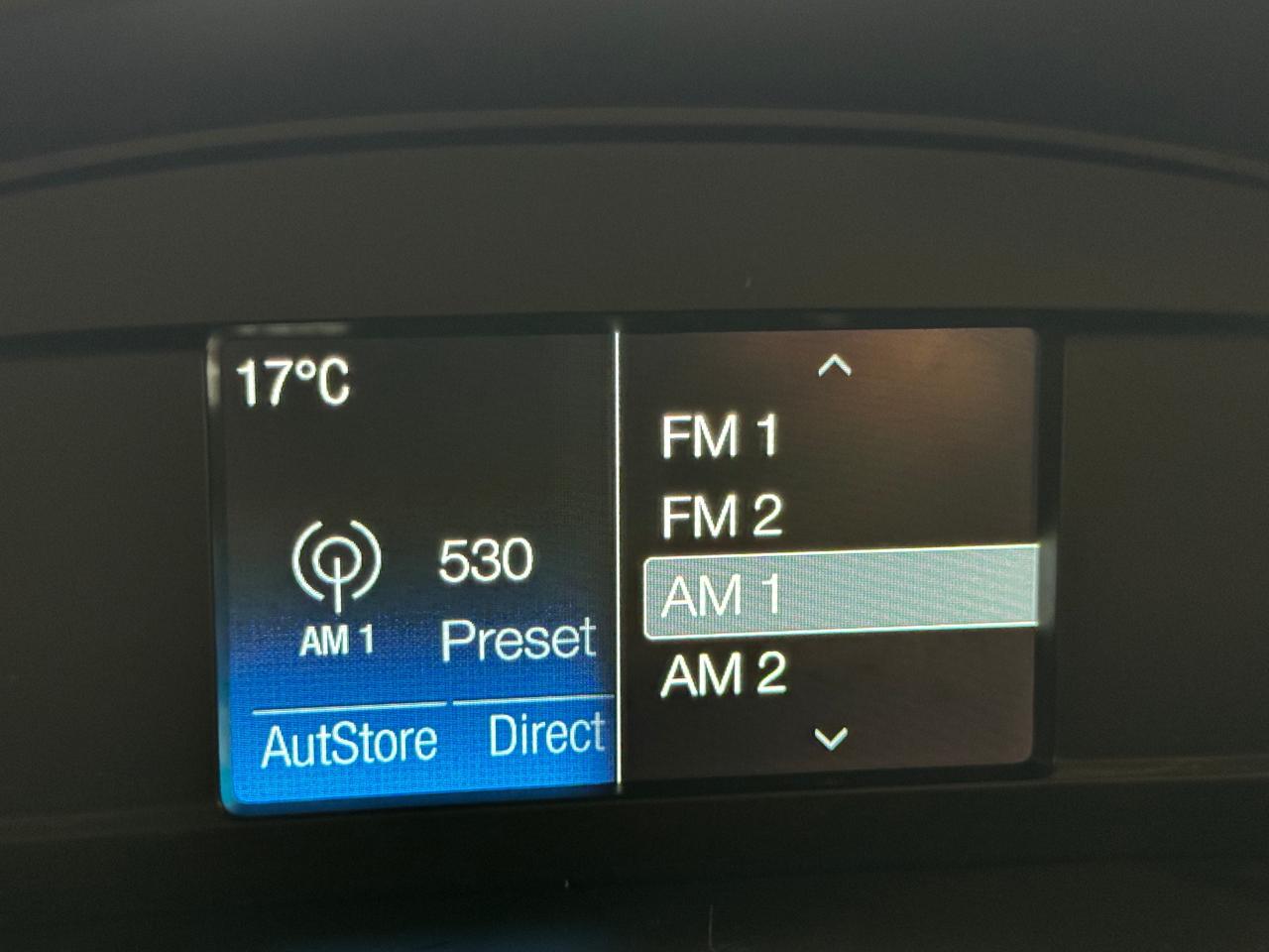 2018 Ford Escape SE ECO+Camera+Bluetooth+Heated Seats+CLEAN CARFAX Photo30