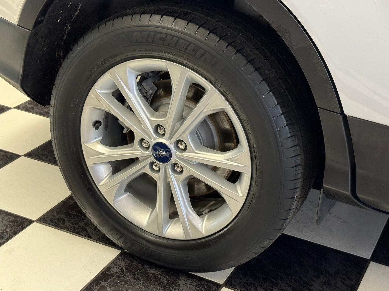 2018 Ford Escape SE ECO+Camera+Bluetooth+Heated Seats+CLEAN CARFAX - Photo #58