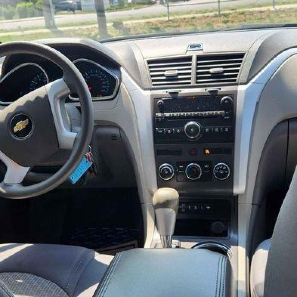 2011 Chevrolet Traverse LS - Photo #12