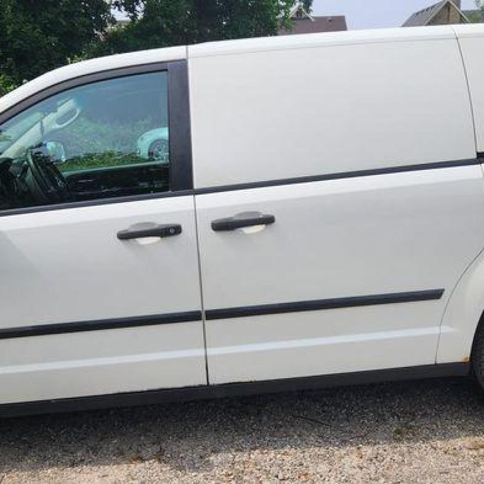2013 Dodge Cargo Van Base - Photo #2