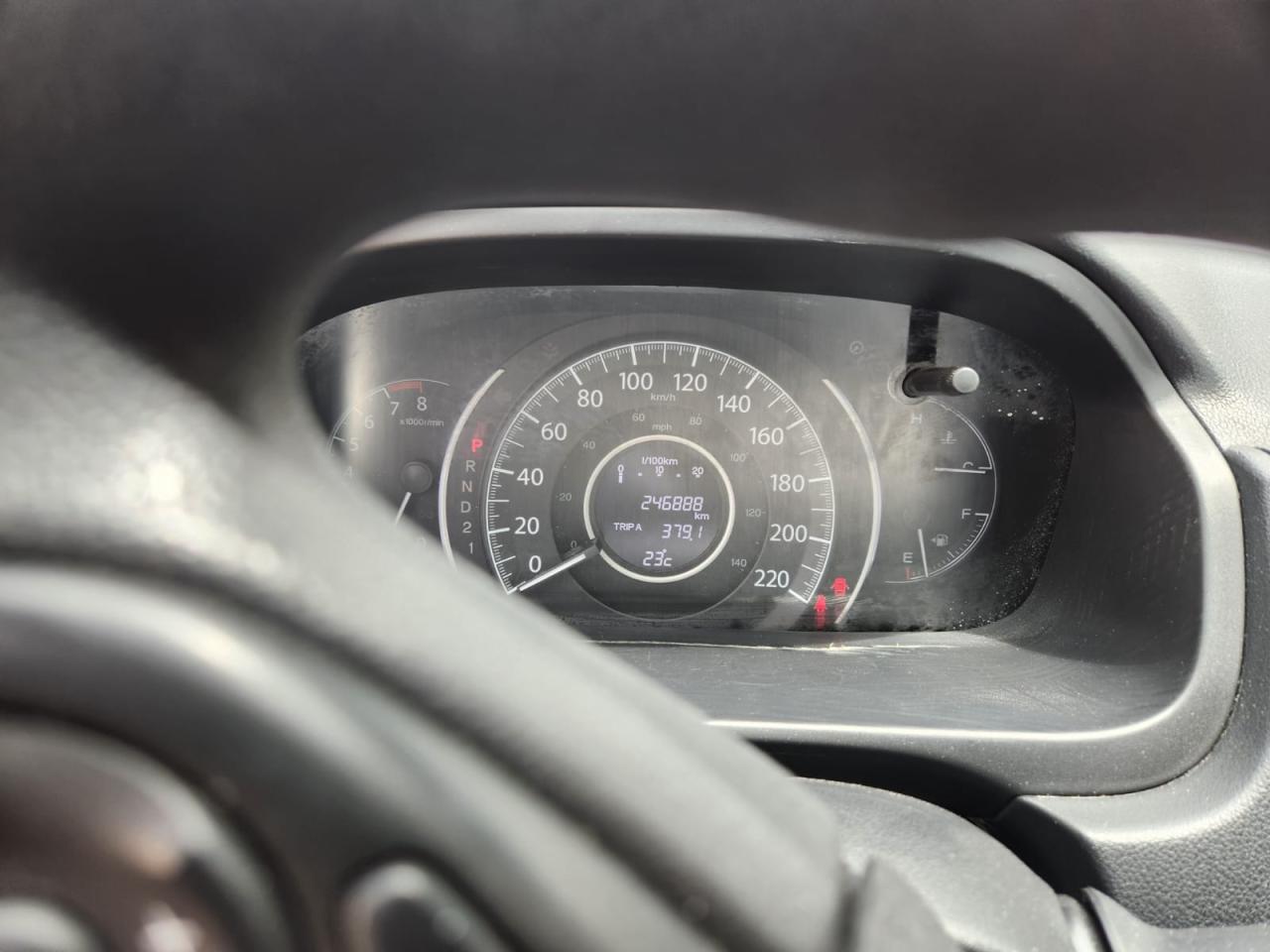 2014 Honda CR-V LX - Photo #11