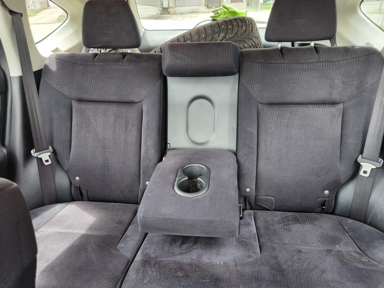 2014 Honda CR-V LX - Photo #10