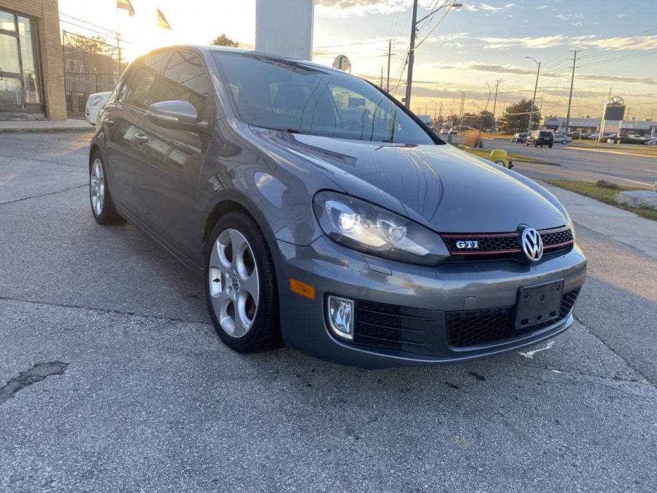 2010 Volkswagen GTI Base - Photo #3