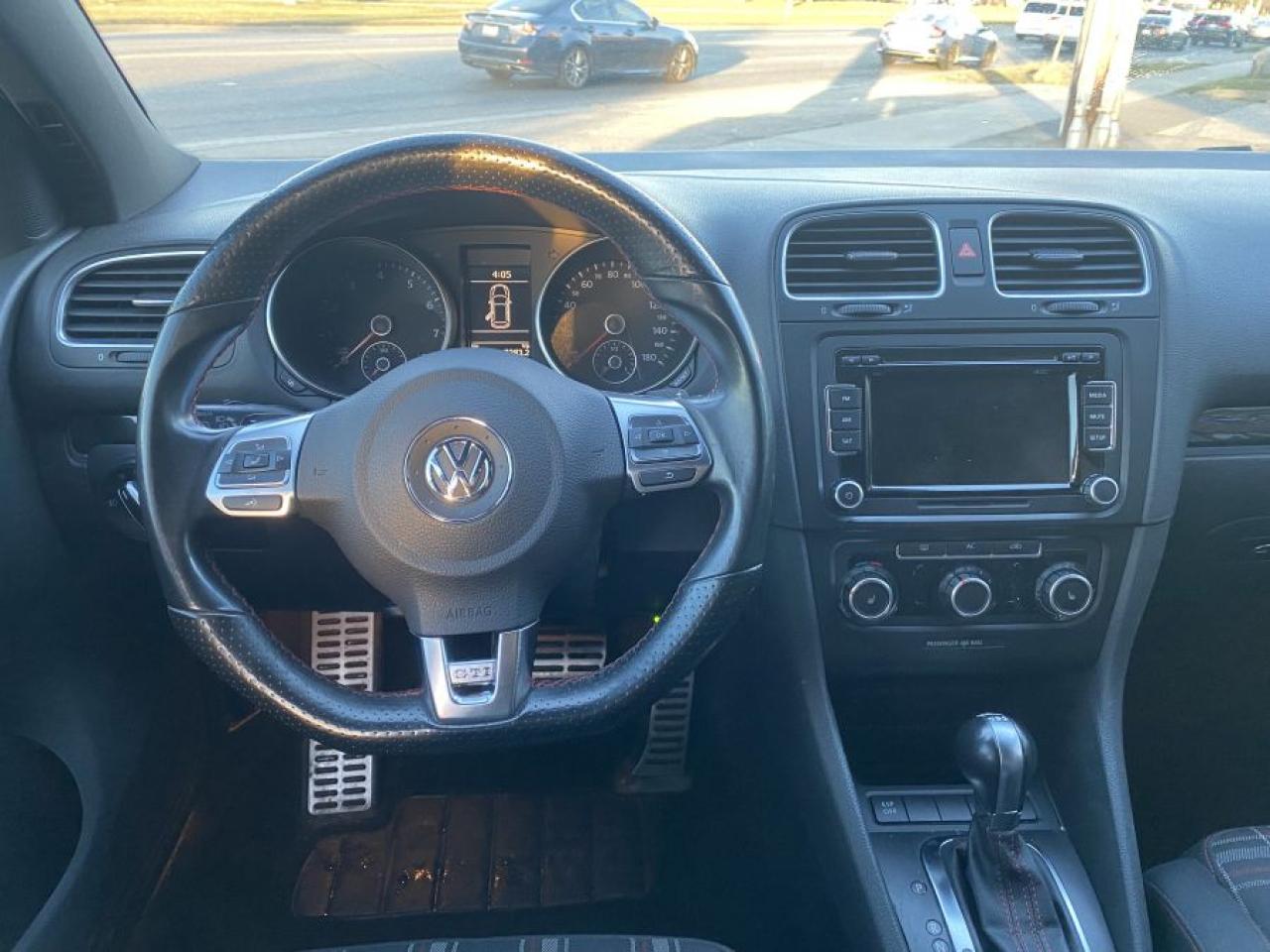2010 Volkswagen GTI Base - Photo #14