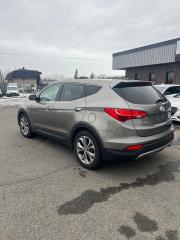 2013 Hyundai Santa Fe AWD 4DR 2.0T AUTO SE - Photo #2