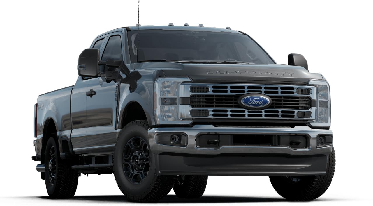 2024 Ford F-250 4x4 Super Cab XLT Photo5