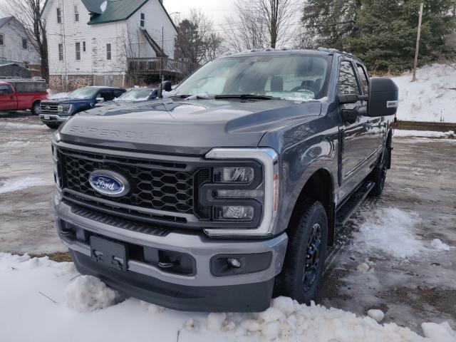 Image - 2024 Ford F-250 4x4 Super Cab XLT