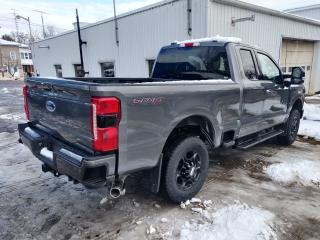 2024 Ford F-250 4x4 Super Cab XLT Photo