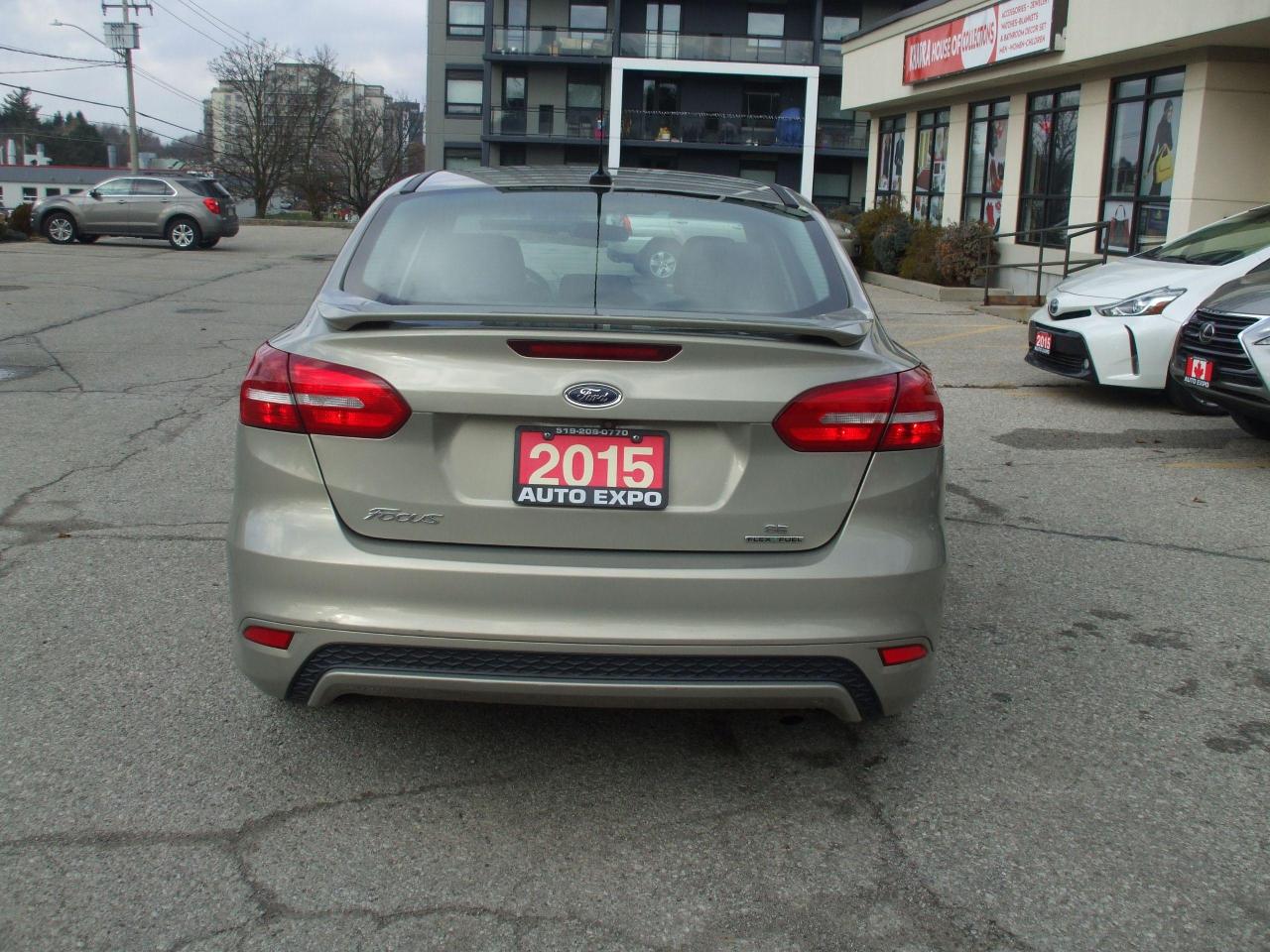 2015 Ford Focus SE,Auto,A/C,Bluetooth,Backup Camera,Certified,Fogs - Photo #4
