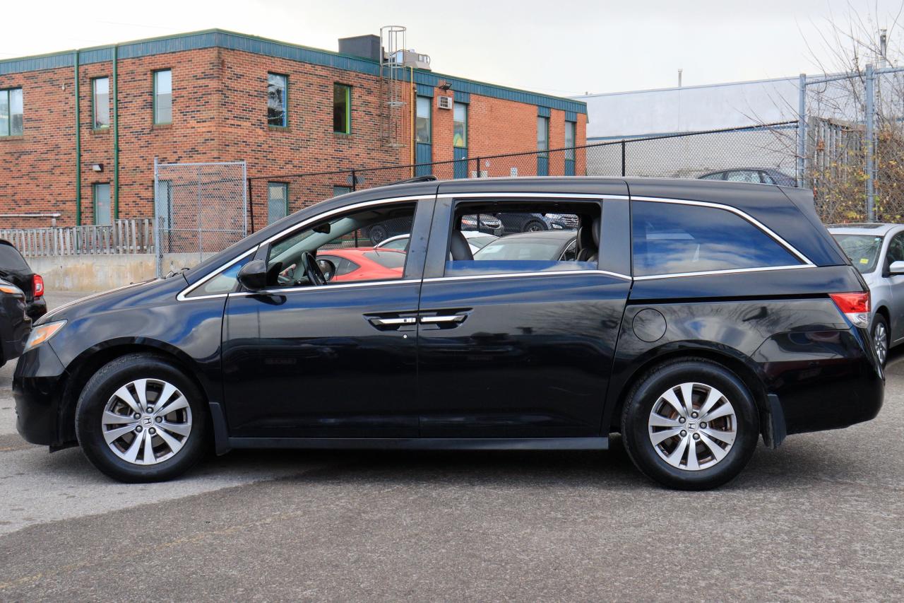 2016 Honda Odyssey EX-L | Leather | Roof | DVD | 8 Seater | Tinted ++ Photo6