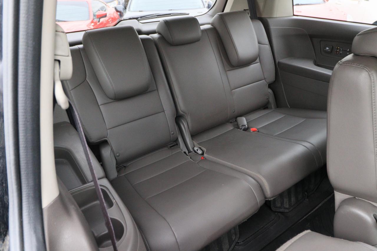 2016 Honda Odyssey EX-L | Leather | Roof | DVD | 8 Seater | Tinted ++ Photo32